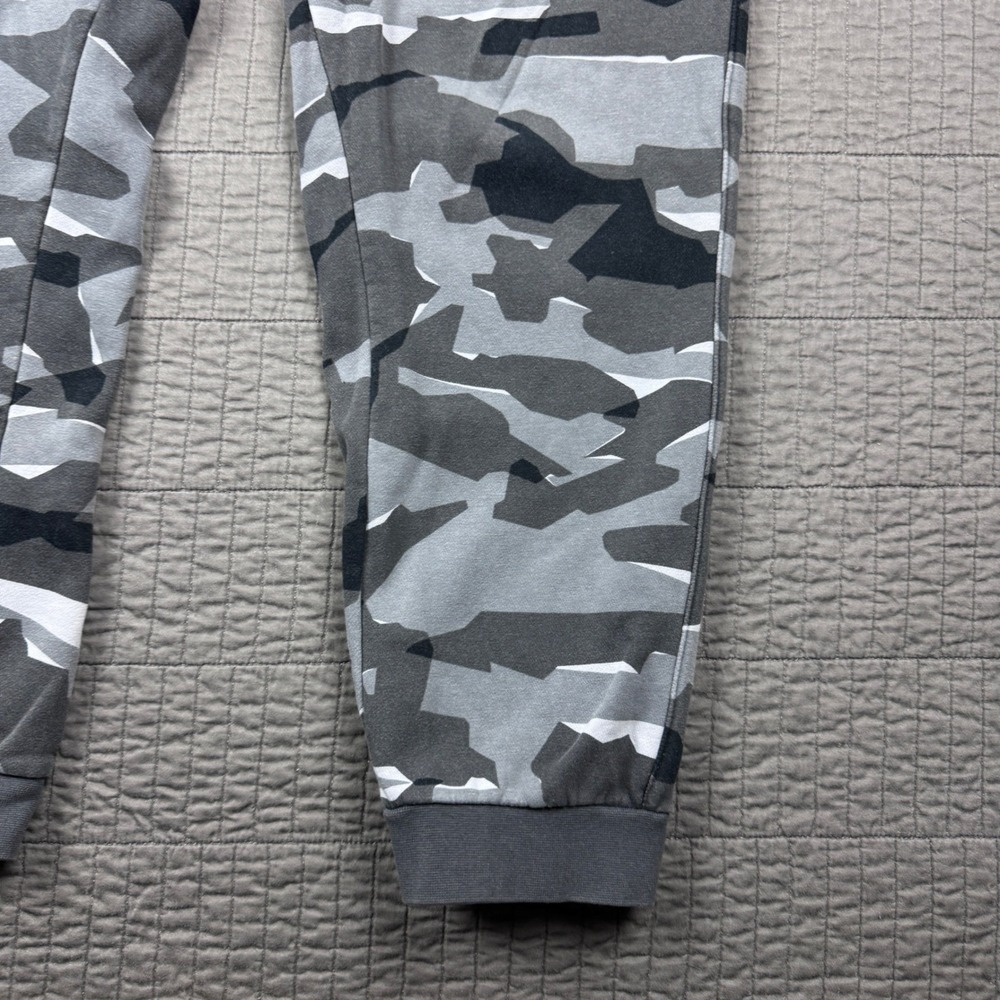 Nike Mens XXLT Club Fleece Camo Joggers Sweatpants Grey White Black Sportswear - Picture 4 of 12